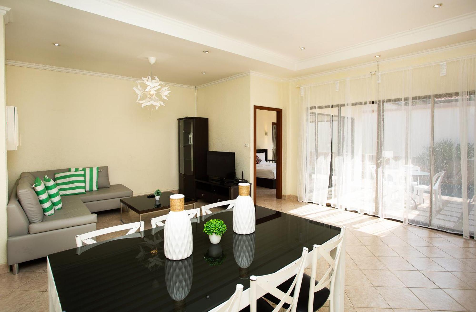 Avoca Pool Villas Pattaya Rum bild