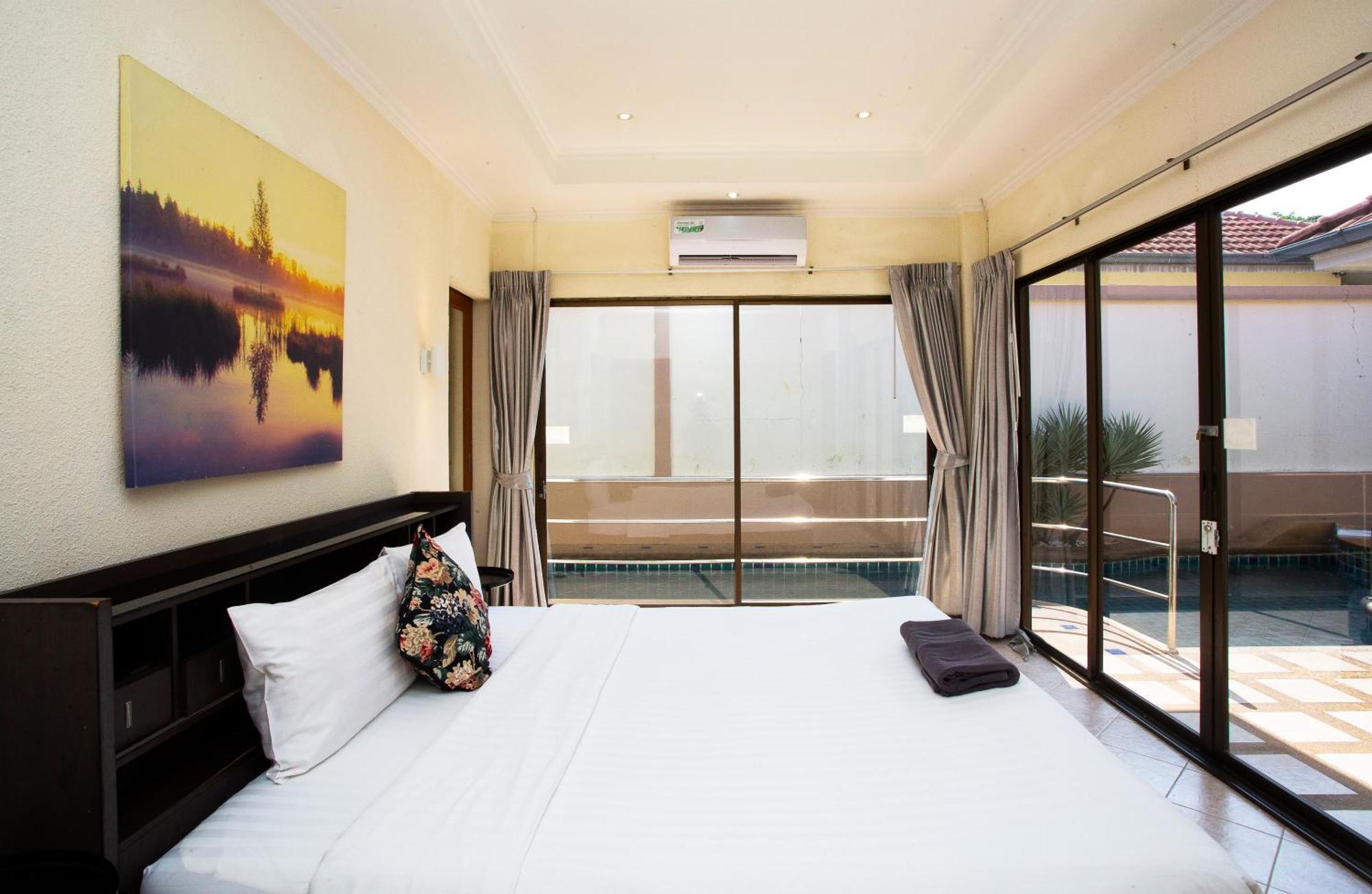 Avoca Pool Villas Pattaya Rum bild