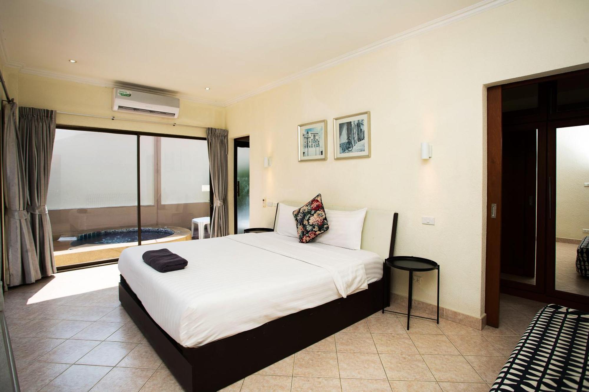 Avoca Pool Villas Pattaya Rum bild