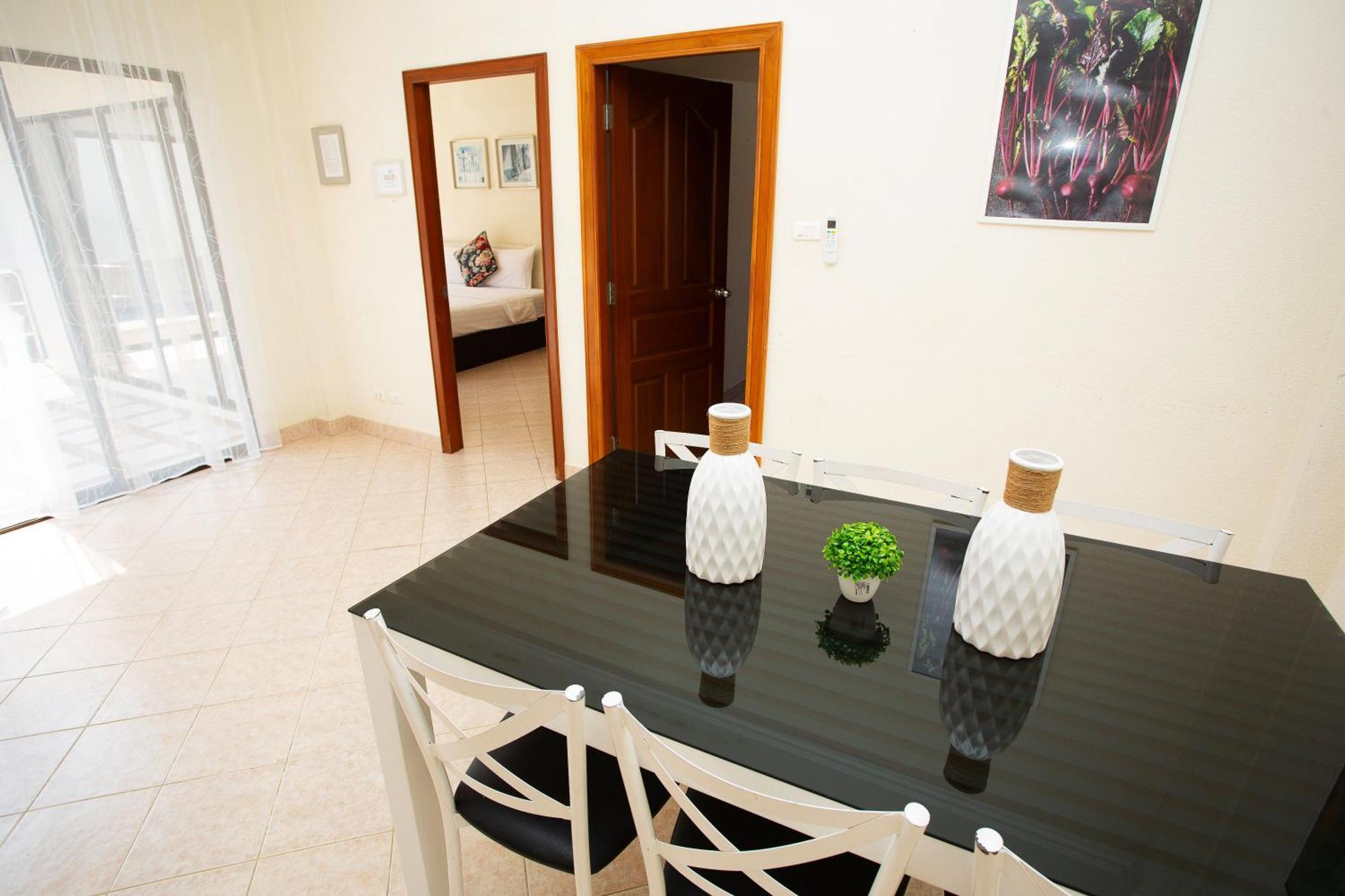 Avoca Pool Villas Pattaya Rum bild