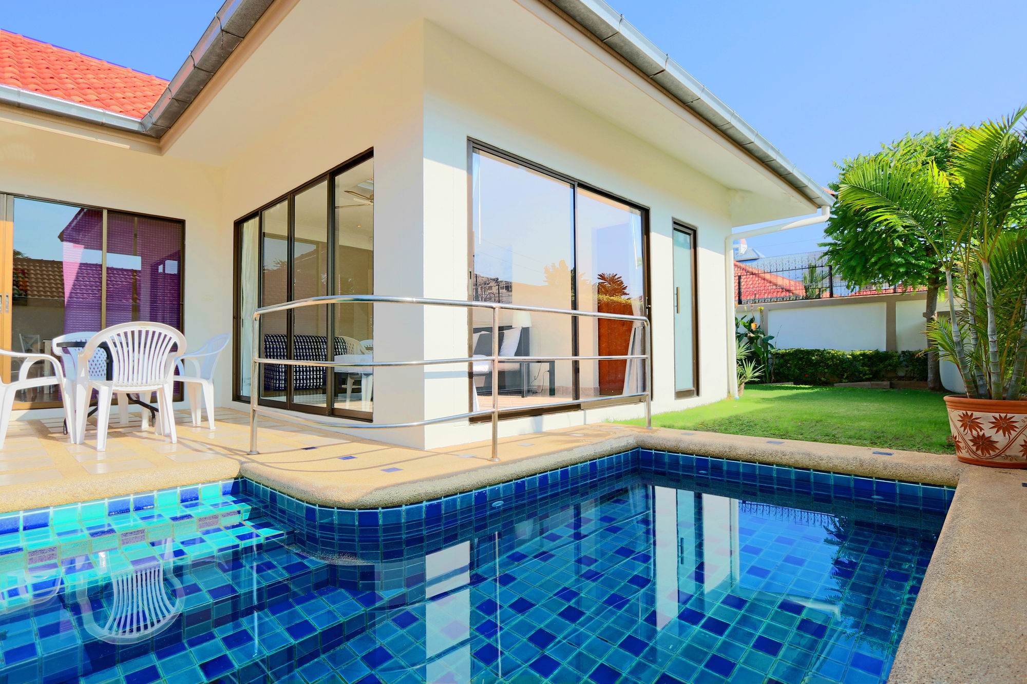 Avoca Pool Villas Pattaya Exteriör bild